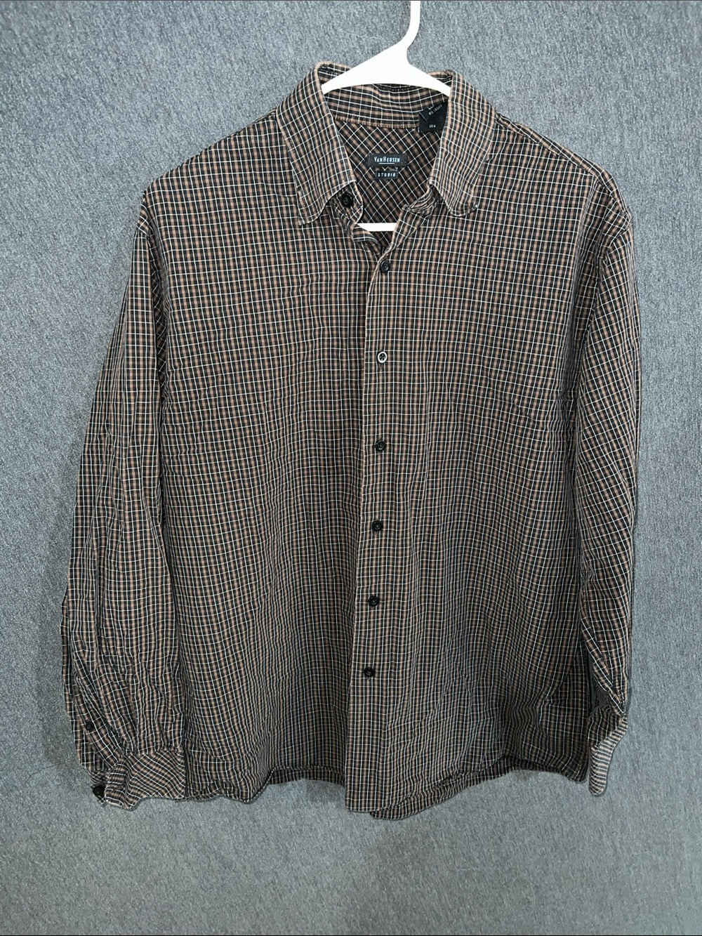 Van Heusen Studio Mens Brown Plaid Long Sleeve Button Down Shirt Size M 15-15.5